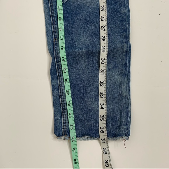 American Eagle Outfitters Destroyed Straight Leg Mid-Rise Jeans - Picture 15 of 15